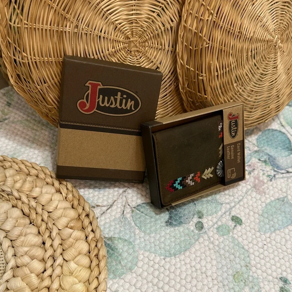 New Justin Boots Genuine Leather Card Wallet Tribal Western Colorful Embroidery